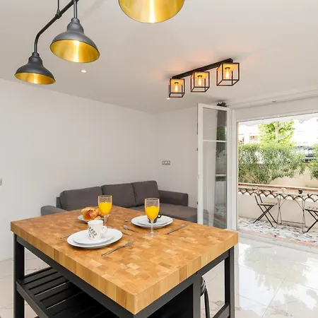 Cyclades Yourhosthelper Apartamento *