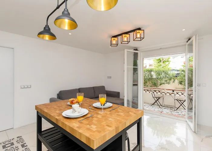 Cyclades Yourhosthelper Apartman *